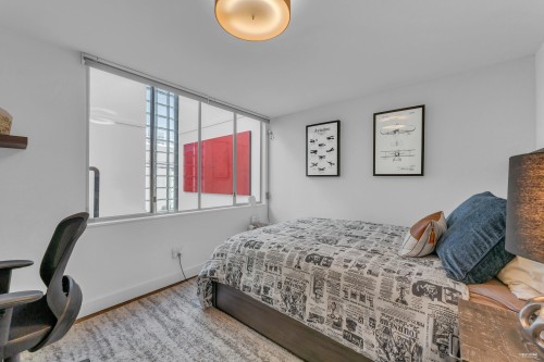 2243 Oak Street, Vancouver, BC 