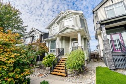 10489 Robertson Street  Maple Ridge, BC V2W 0H8