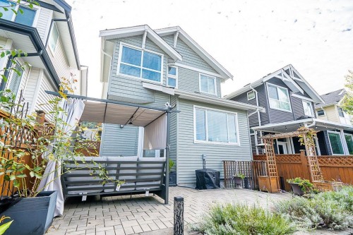 10489 Robertson Street, Maple Ridge, BC 