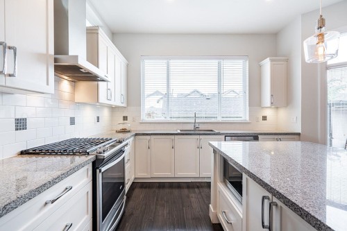 10489 Robertson Street, Maple Ridge, BC 