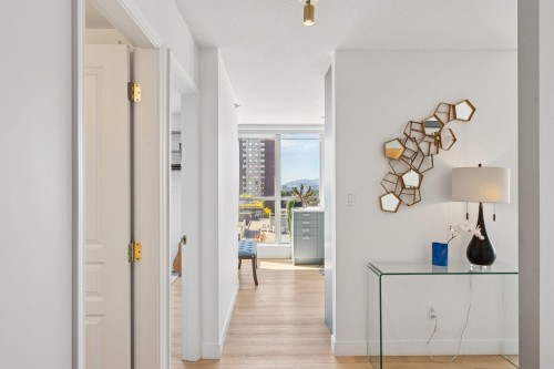 601-108 14Th Street E, North Vancouver, BC 