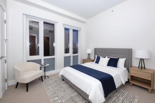 201-6707 Nelson Avenue, West Vancouver, BC 