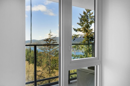 1106-8940 University Crescent, Burnaby, BC 