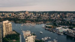 4906-1480 Howe Street  Vancouver, BC V6Z 0G5