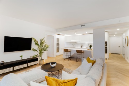 4906-1480 Howe Street, Vancouver, BC 