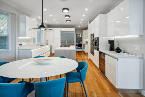 3823 Michener Way, North Vancouver, BC 