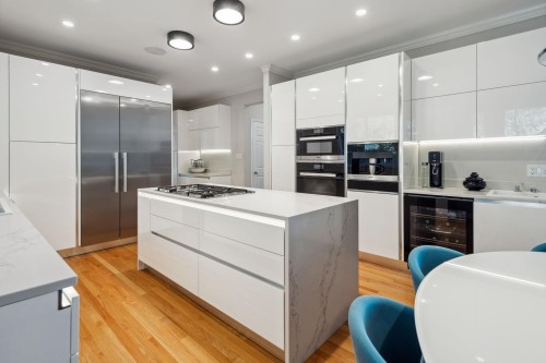 3823 Michener Way, North Vancouver, BC 