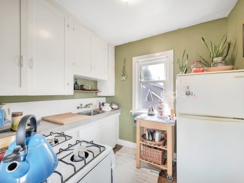 482 17Th Avenue W, Vancouver, BC 