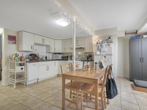 482 17Th Avenue W, Vancouver, BC 