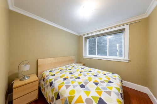 1361 Lawson Avenue, West Vancouver, BC 