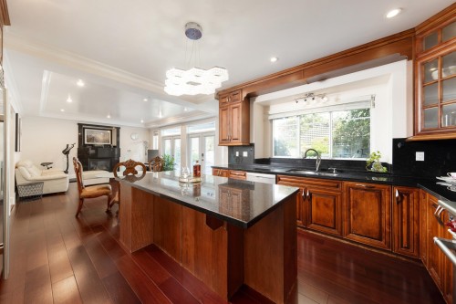 1361 Lawson Avenue, West Vancouver, BC 