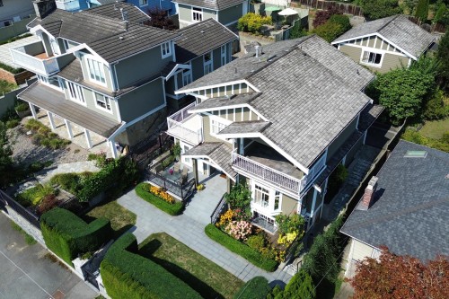 1361 Lawson Avenue, West Vancouver, BC 