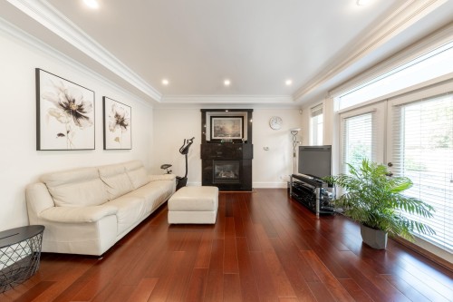 1361 Lawson Avenue, West Vancouver, BC 