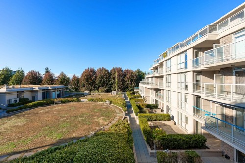 317-9373 Hemlock Drive, Richmond, BC 