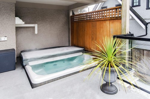 6713 Arbutus Street, Vancouver, BC 