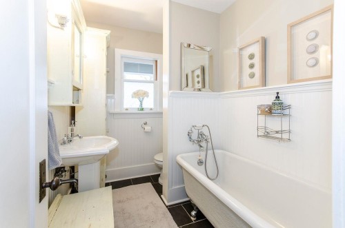 6713 Arbutus Street, Vancouver, BC 