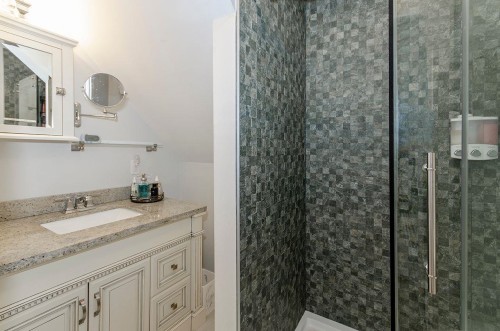 6713 Arbutus Street, Vancouver, BC 