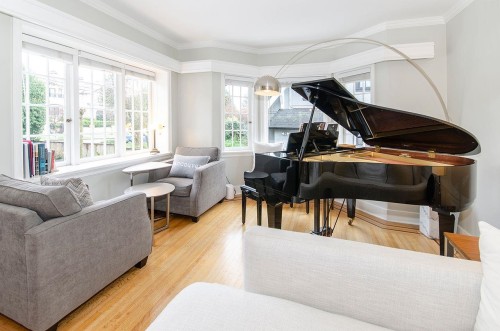 6713 Arbutus Street, Vancouver, BC 