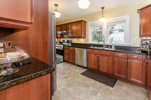 6713 Arbutus Street, Vancouver, BC 