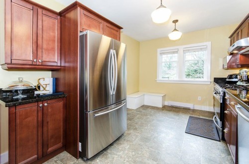 6713 Arbutus Street, Vancouver, BC 