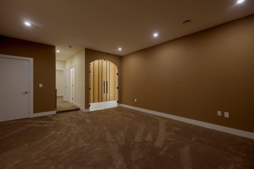 361 22Nd Street E, North Vancouver, BC 