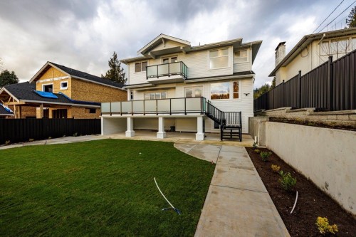 361 22Nd Street E, North Vancouver, BC 