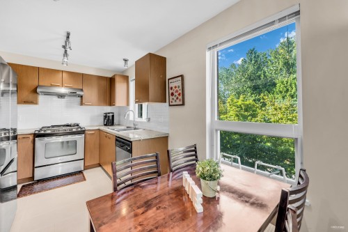 205-9500 Odlin Road, Richmond, BC 