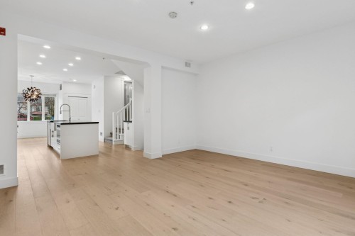 5961 Oak Street, Vancouver, BC 