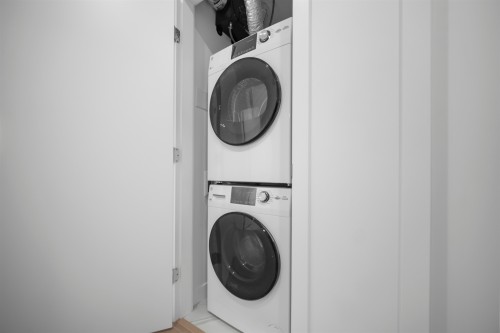 414-150 James Road, Port Moody, BC 