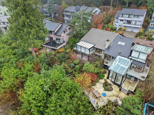 5625 Eagle Court, North Vancouver, BC 