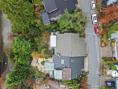 5625 Eagle Court, North Vancouver, BC 