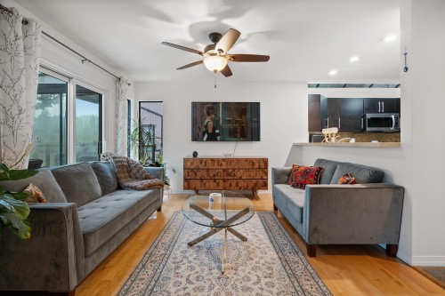 5625 Eagle Court, North Vancouver, BC 