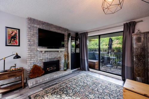 3132 Lonsdale Avenue, North Vancouver, BC 