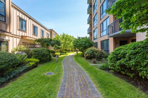 1204-511 Rochester Avenue, Coquitlam, BC 