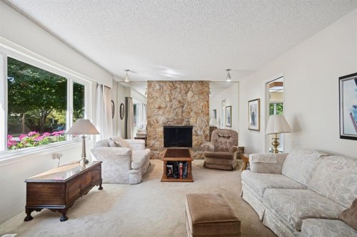 Upper-1506 Kamloops Street, Vancouver, BC 