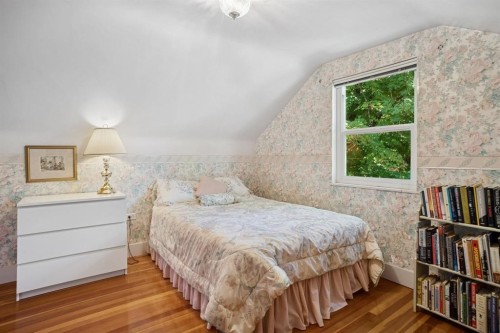 Upper-1506 Kamloops Street, Vancouver, BC 