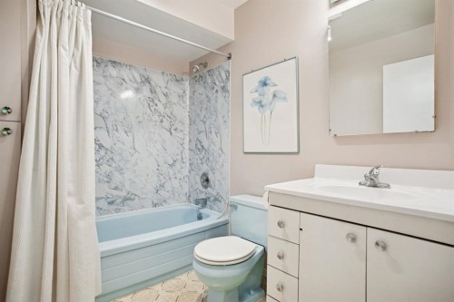 Upper-1506 Kamloops Street, Vancouver, BC 