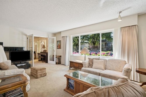 Upper-1506 Kamloops Street, Vancouver, BC 