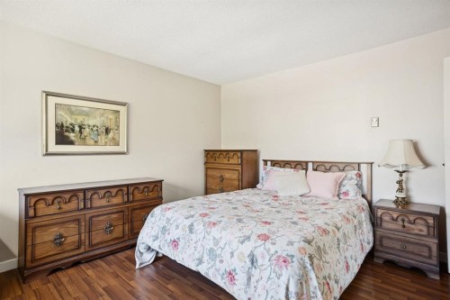 Upper-1506 Kamloops Street, Vancouver, BC 