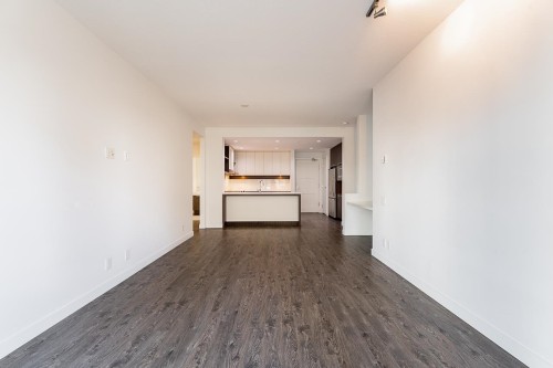 303-545 Foster Avenue, Coquitlam, BC 