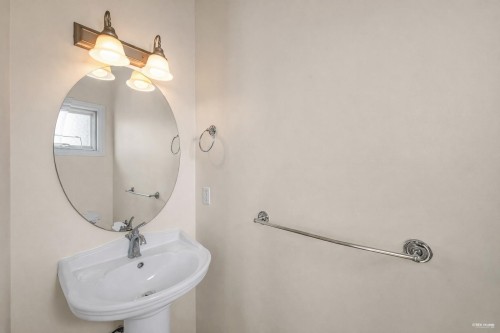 1-8311 No. 2 Road, Richmond, BC 