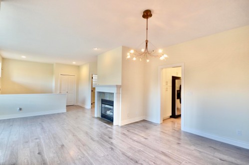 3398 Plateau Boulevard, Coquitlam, BC 