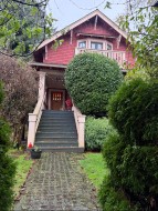 1747 Balaclava Street  Vancouver, BC V6K 4B6