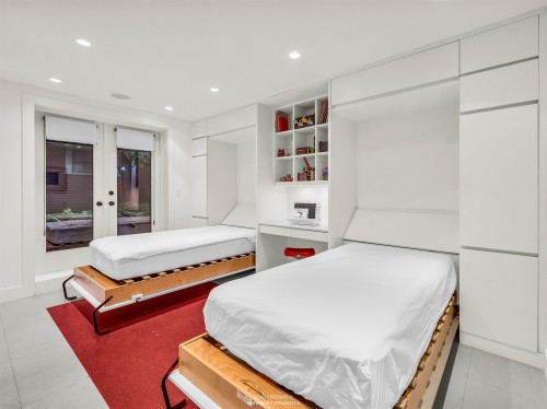 1747 Balaclava Street, Vancouver, BC 