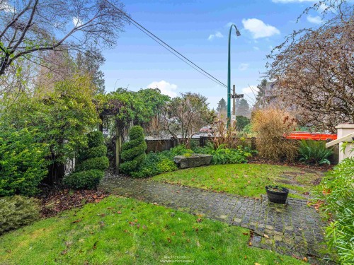 1747 Balaclava Street, Vancouver, BC 