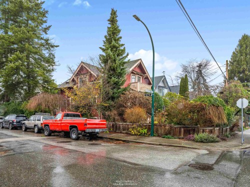1747 Balaclava Street, Vancouver, BC 