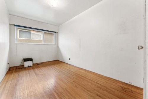 1521 64Th Avenue E, Vancouver, BC 