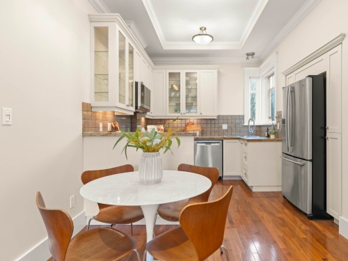 3540 5Th Avenue W, Vancouver, BC 