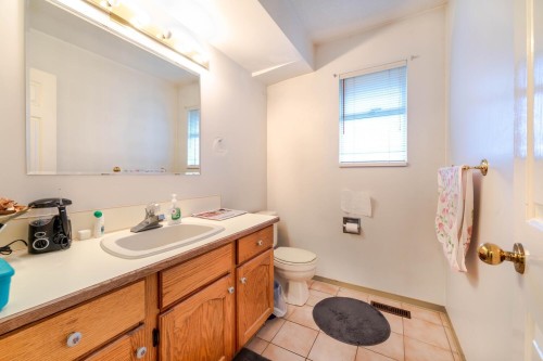 7660 Bridge Street, Richmond, BC 