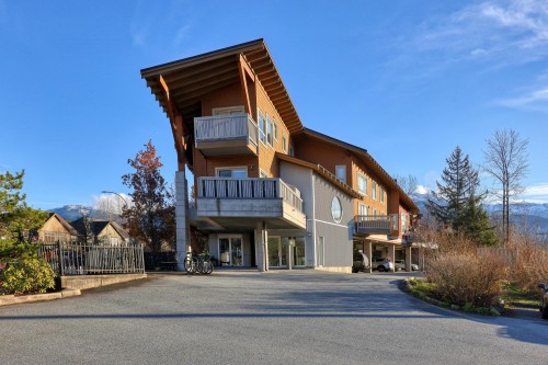 1-40775 Tantalus Road  Squamish, BC V8B 0N2